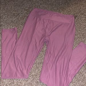 ** SOLD ** Light purple Lularoe leggings